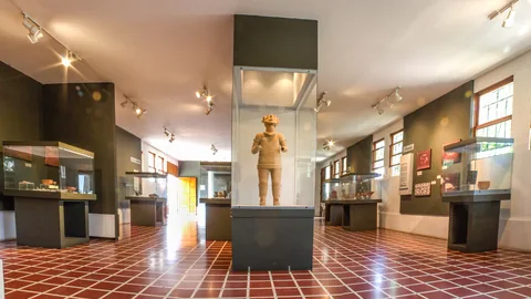 Display room inside the Tazumal site museum