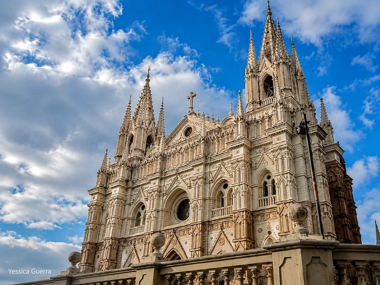 Catedral Santa Ana in Santa Ana, shown in an owner-approved photograph from El Salvador