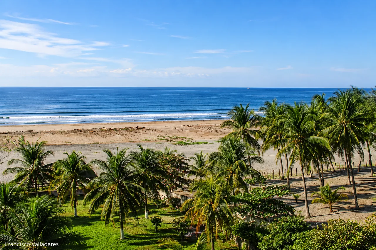 Costa del Sol beach, shown in an owner-approved photograph from El Salvador